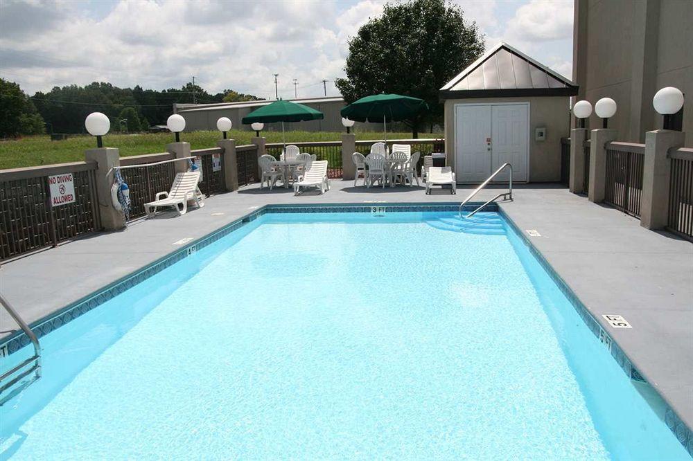 Hampton Inn Tullahoma Extérieur photo