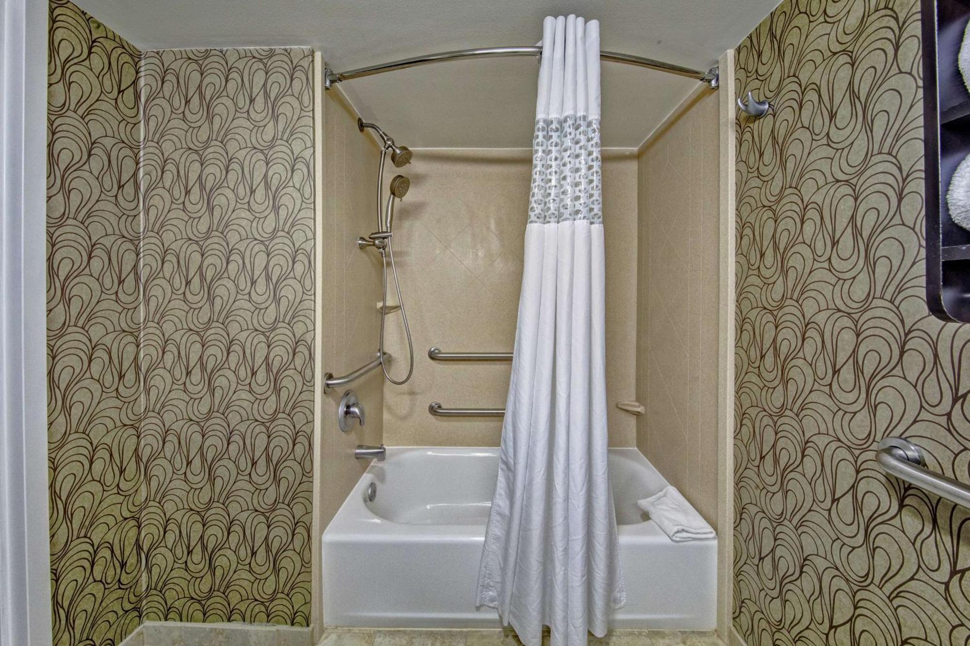 Hampton Inn Tullahoma Extérieur photo