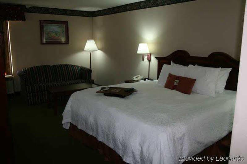 Hampton Inn Tullahoma Extérieur photo